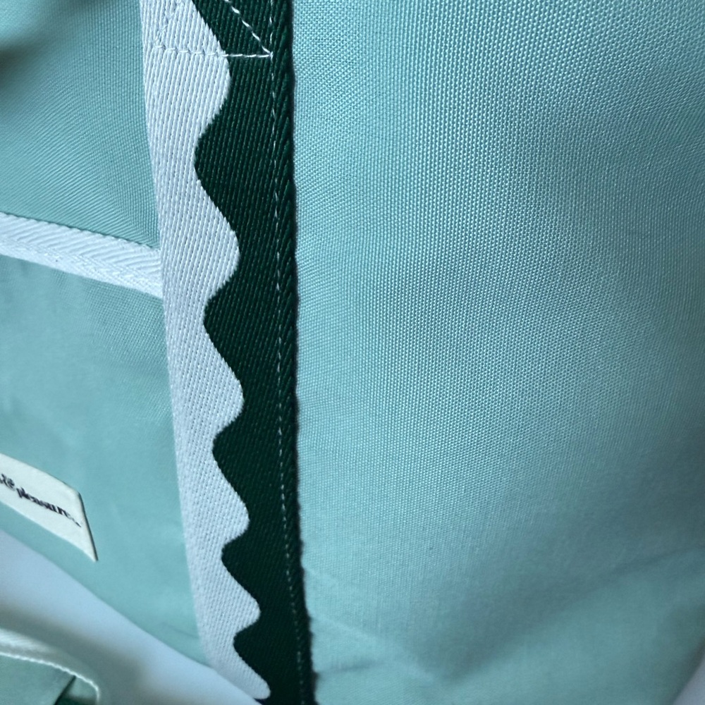 Business & Pleasure Co. THE HOLIDAY COOLER TOTE BAG - RIVIE GREEN - Picture 6 of 11